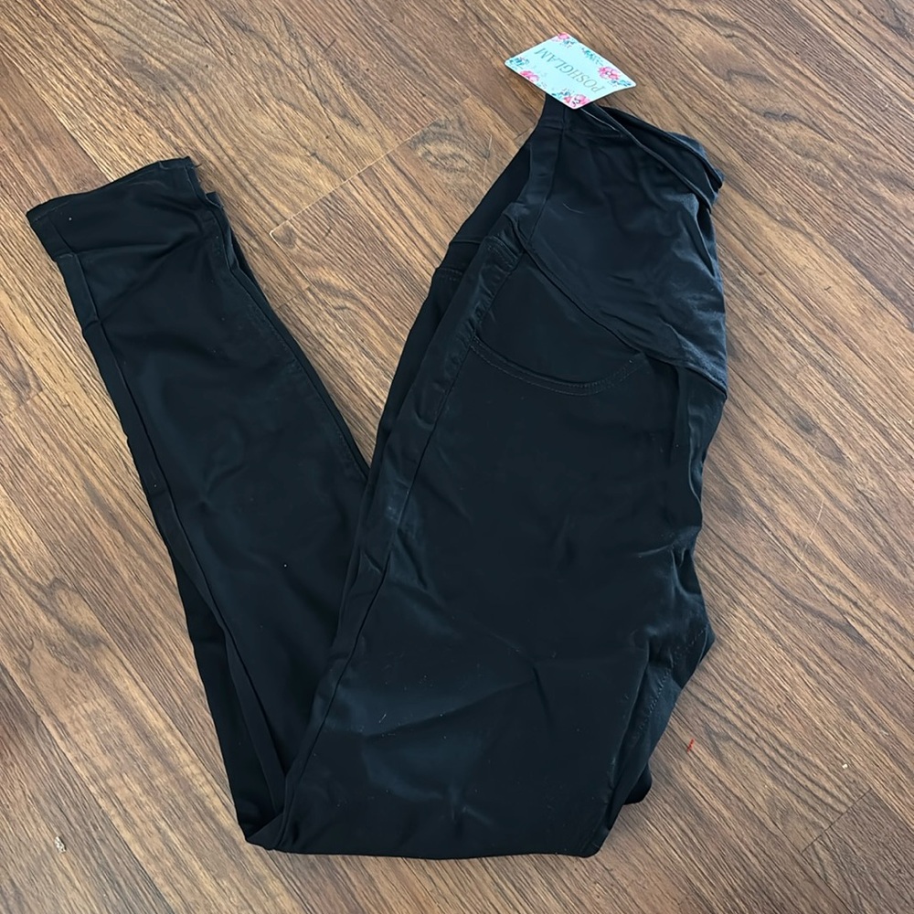 NWT poshglam maternity skinny jeans. Black size M